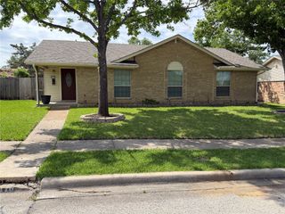 2116 Placid Drive, Carrollton, TX 75007