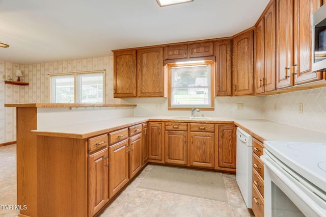 1763 Sylvan Hill Road, Elizabethton, TN 37643