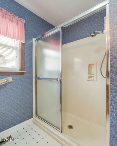1763 Sylvan Hill Road, Elizabethton, TN 37643