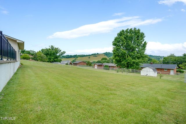 1763 Sylvan Hill Road, Elizabethton, TN 37643