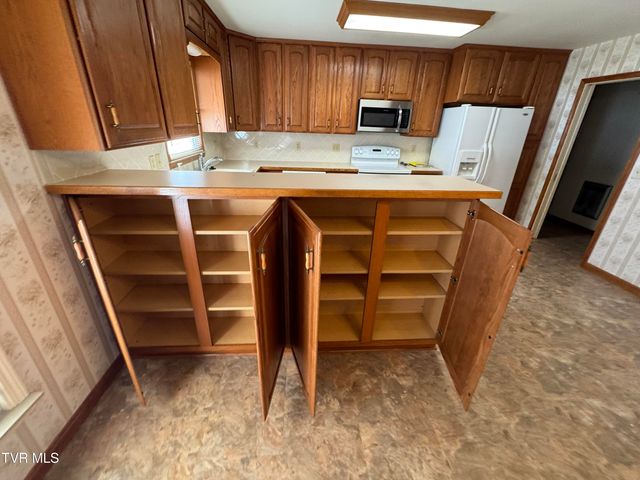 1763 Sylvan Hill Road, Elizabethton, TN 37643