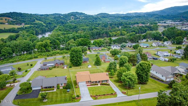 1763 Sylvan Hill Road, Elizabethton, TN 37643