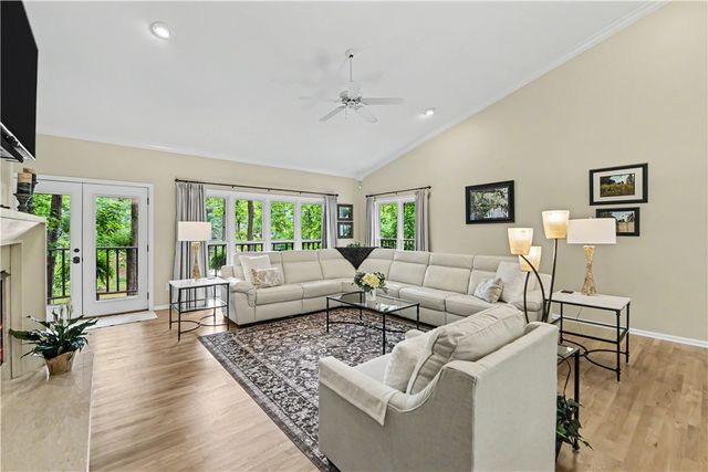 107 Lindos Drive, Seneca, SC 29672