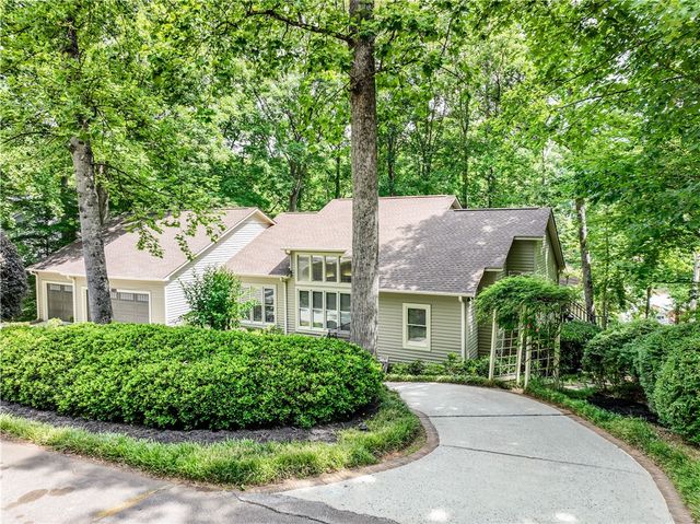 107 Lindos Drive, Seneca, SC 29672
