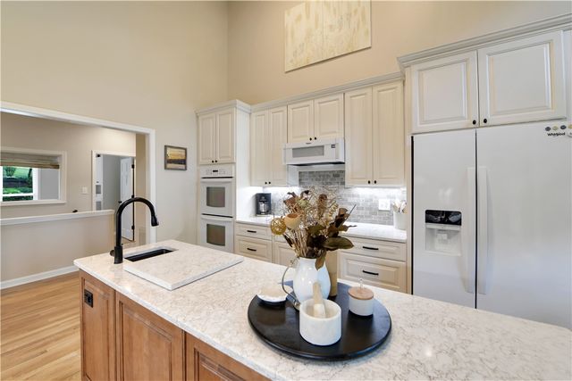 107 Lindos Drive, Seneca, SC 29672