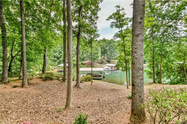107 Lindos Drive, Seneca, SC 29672