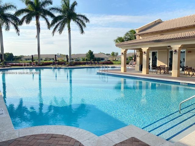 975 NE 33rd Terrace 203, Homestead, FL 33033