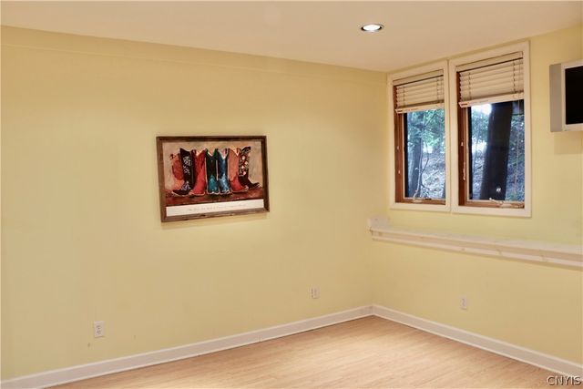 40 Nursery Lane, Syracuse, NY 13210