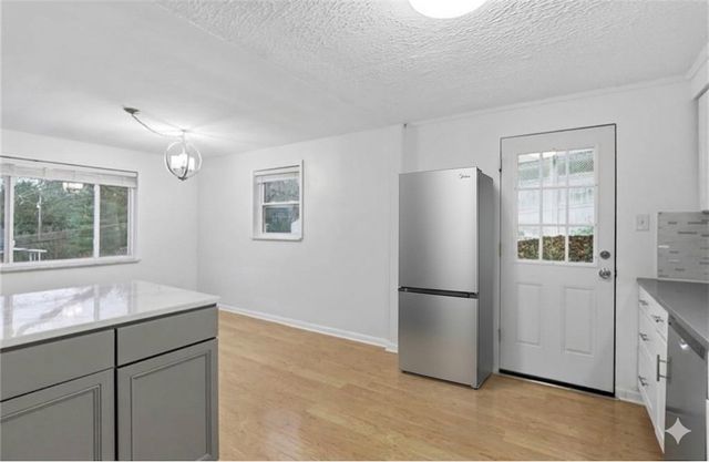 5843 Wilson Dr, Bethel Park, PA 15102