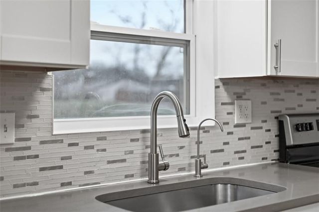 5843 Wilson Dr, Bethel Park, PA 15102