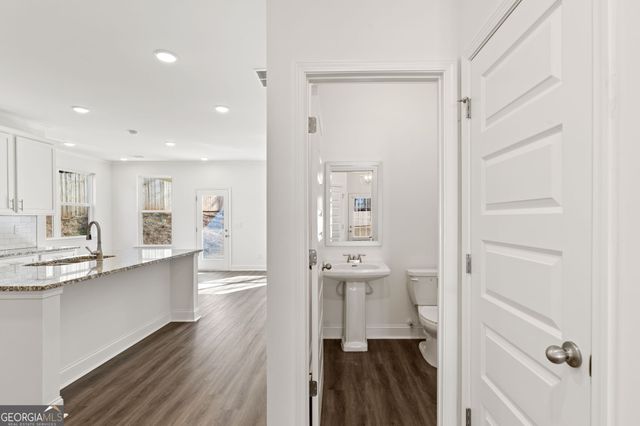 5611 Chickory Drive, Flowery Branch, GA 30542