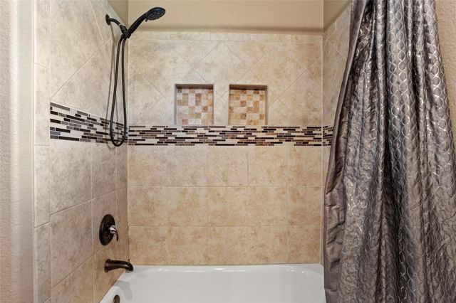 7842 Pebble Hill Lane, Rosharon, TX 77583