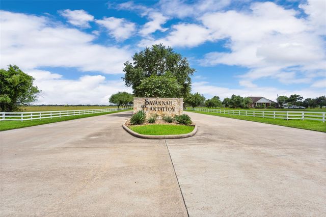 7842 Pebble Hill Lane, Rosharon, TX 77583