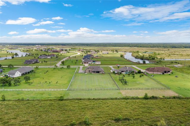 7842 Pebble Hill Lane, Rosharon, TX 77583