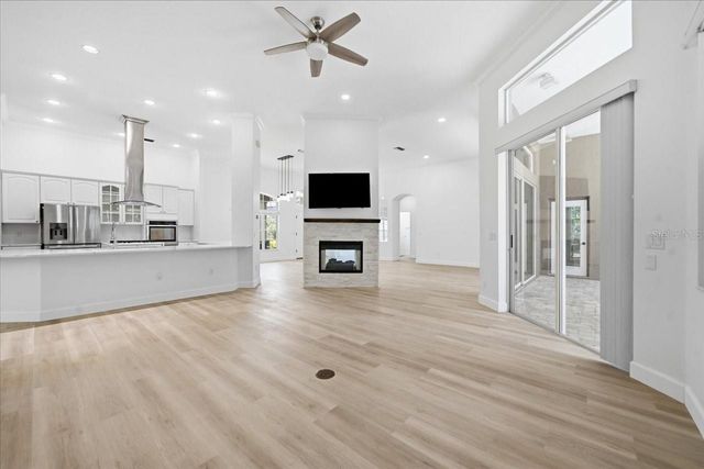 6121 CHENE COURT, Lutz, FL 33558