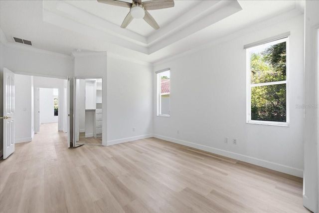 6121 CHENE COURT, Lutz, FL 33558