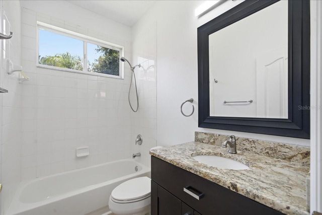 6121 CHENE COURT, Lutz, FL 33558