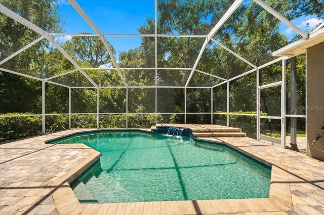 6121 CHENE COURT, Lutz, FL 33558