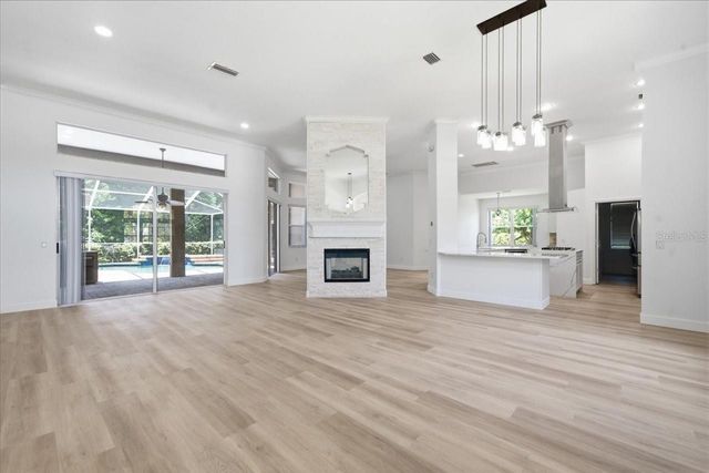 6121 CHENE COURT, Lutz, FL 33558