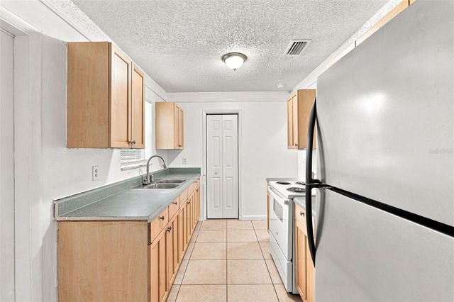 21061 MIDWAY BOULEVARD, Port Charlotte, FL 33952