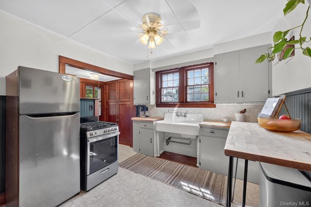 3 Aspen Road, Mahopac, NY 10541