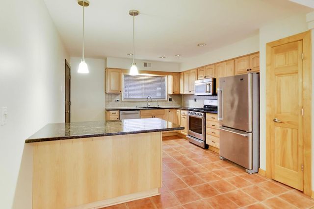 6261 N Northwest Highway 1D, Chicago, IL 60631
