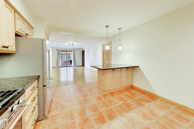 6261 N Northwest Highway 1D, Chicago, IL 60631