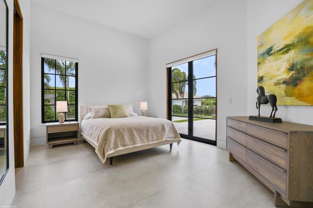15590 SEA MIST Lane, Wellington, FL 33414