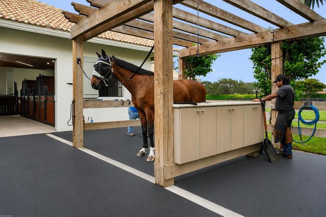 15590 SEA MIST Lane, Wellington, FL 33414