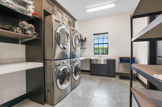 15590 SEA MIST Lane, Wellington, FL 33414