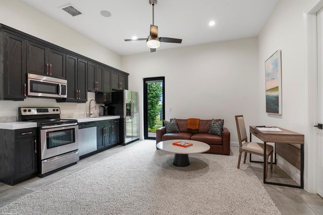15590 SEA MIST Lane, Wellington, FL 33414