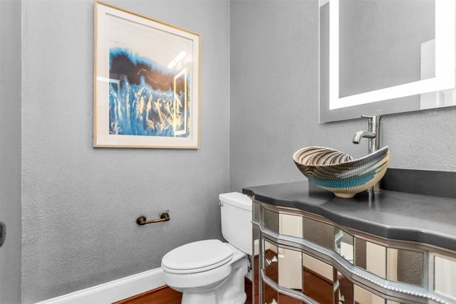 4404 Hollow Oak Drive, Dallas, TX 75287