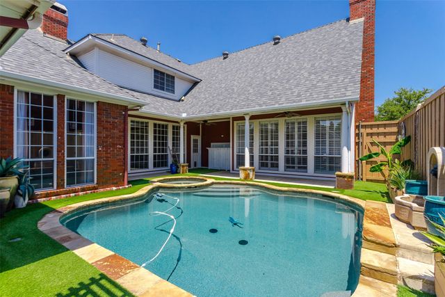 4404 Hollow Oak Drive, Dallas, TX 75287