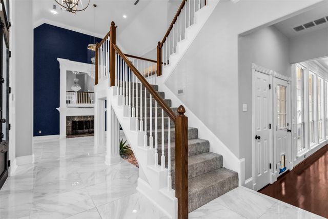 4404 Hollow Oak Drive, Dallas, TX 75287