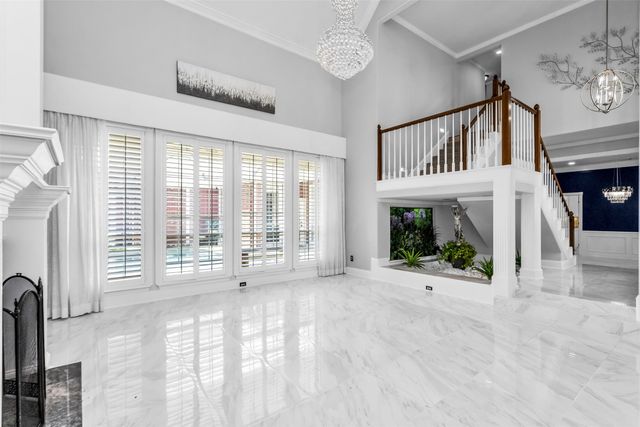 4404 Hollow Oak Drive, Dallas, TX 75287
