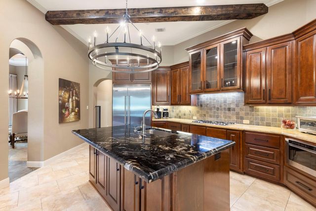 2802 Twin Fountains Drive, Houston, TX 77068