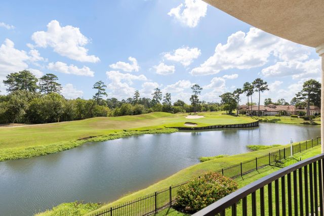 2802 Twin Fountains Drive, Houston, TX 77068