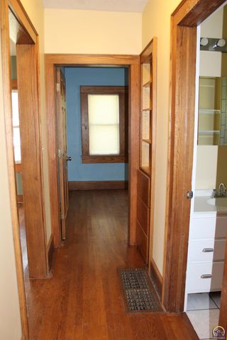 216 S Cottonwood ST, Emporia, KS 66801