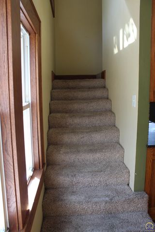 216 S Cottonwood ST, Emporia, KS 66801