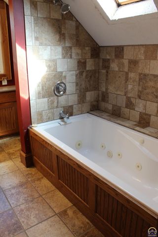 216 S Cottonwood ST, Emporia, KS 66801