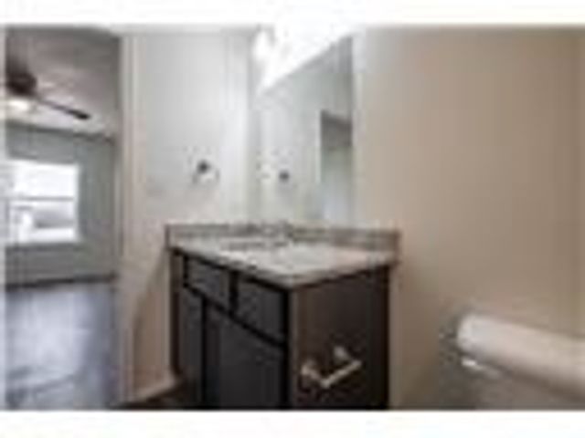 825 S Rupple Road 2, Fayetteville, AR 72704