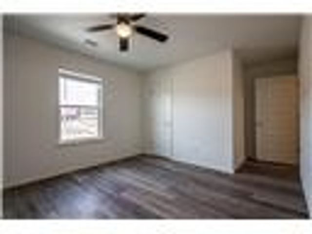 825 S Rupple Road 2, Fayetteville, AR 72704