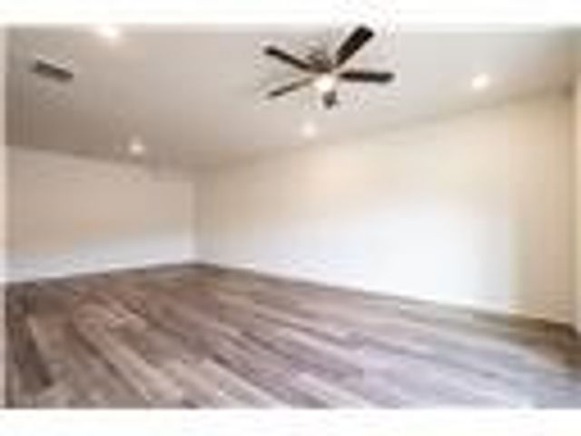 825 S Rupple Road 2, Fayetteville, AR 72704