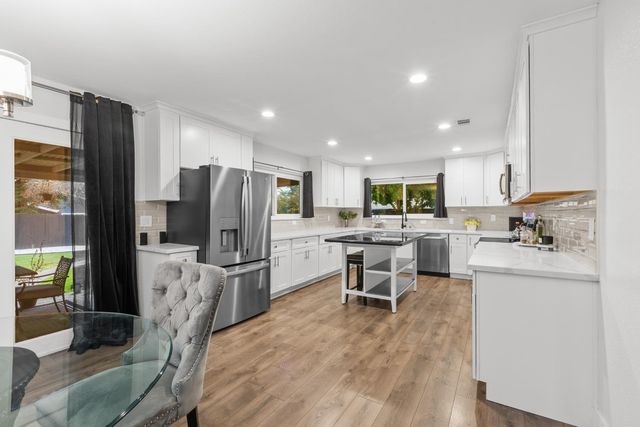 7135 Mathis Ct, Citrus Heights, CA 95610