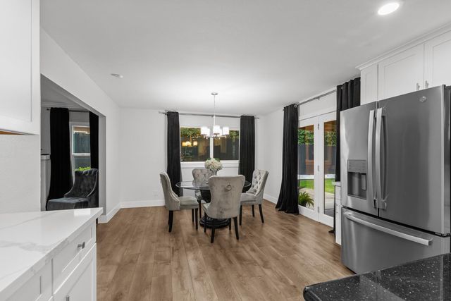 7135 Mathis Ct, Citrus Heights, CA 95610