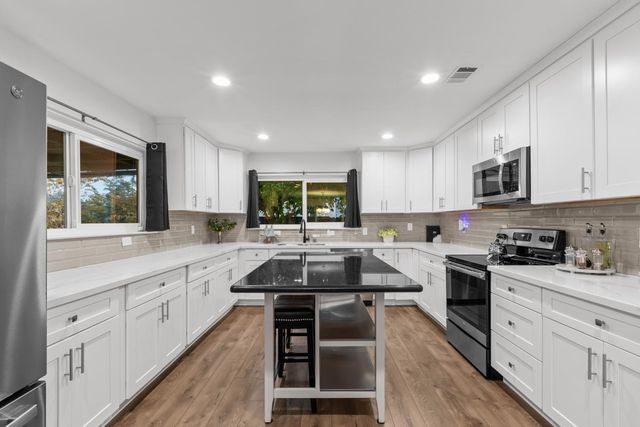 7135 Mathis Ct, Citrus Heights, CA 95610