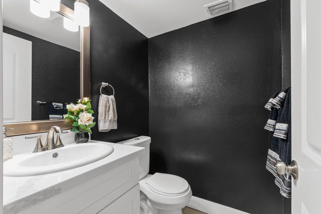 7135 Mathis Ct, Citrus Heights, CA 95610