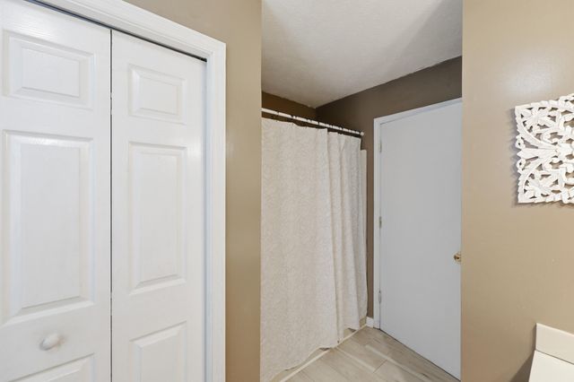 107 Loy Street, Versailles, KY 40383