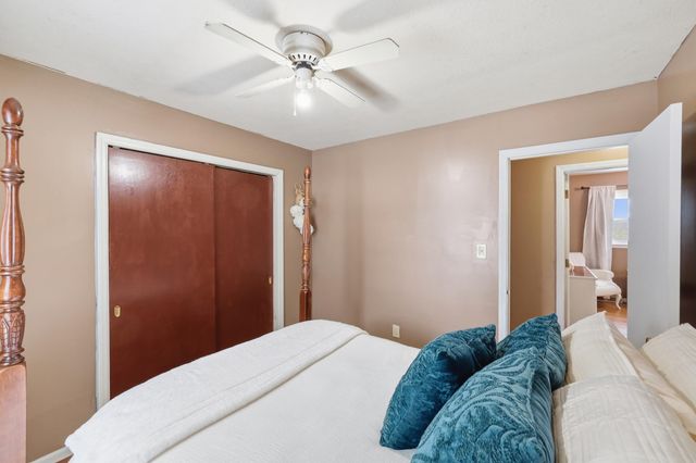 107 Loy Street, Versailles, KY 40383