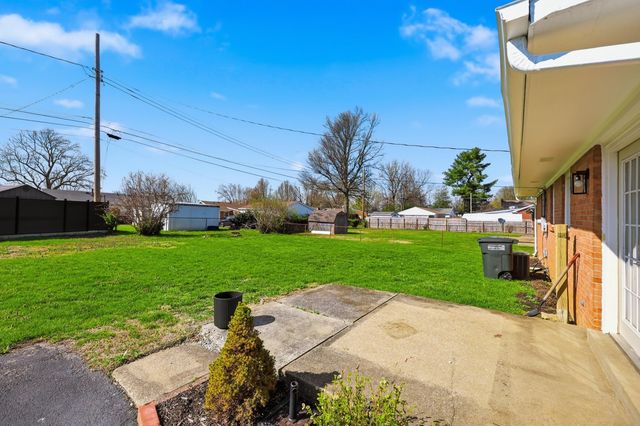 107 Loy Street, Versailles, KY 40383